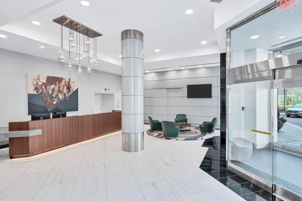 Incredible Apartment With Rooftop In Pentagon City Arlington Eksteriør bilde